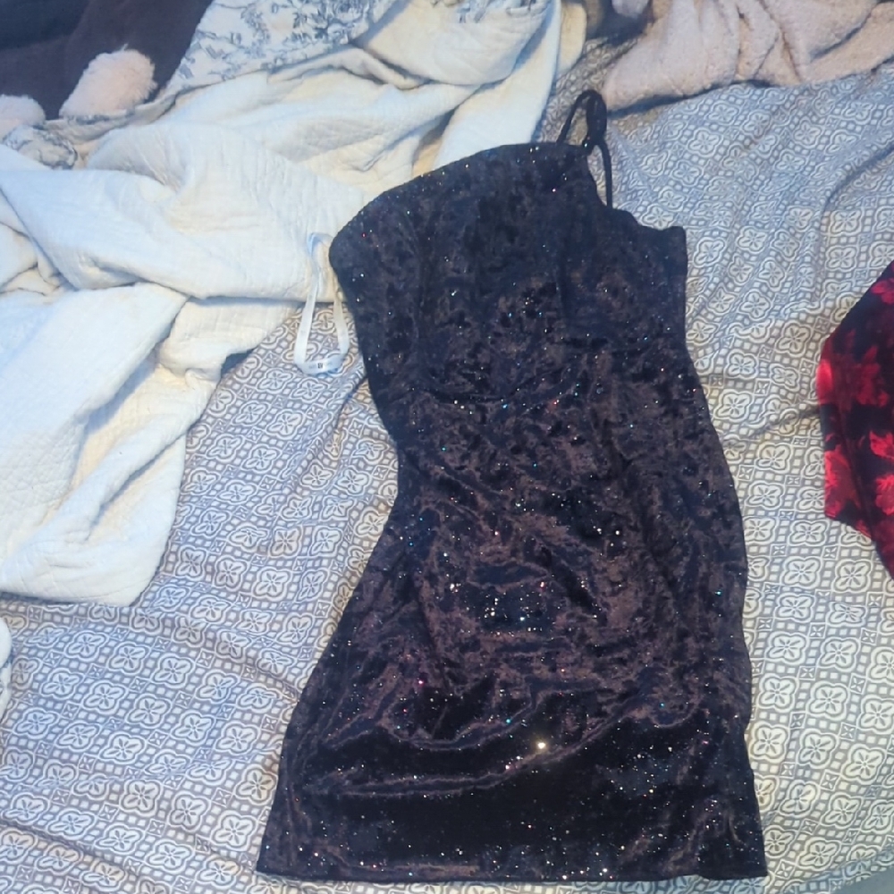 Black Sparkly One-Shoulder Dress Jules & Cleo